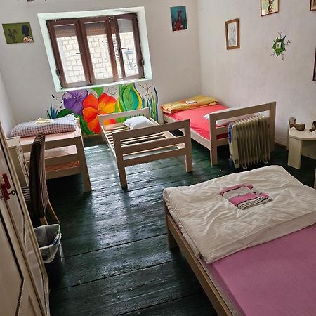Hostel Ka Doma Цетинє Екстер'єр фото